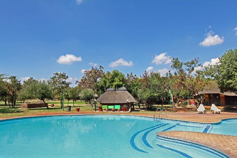 Monateng Safari Lodge Wallmannstal Esterno foto