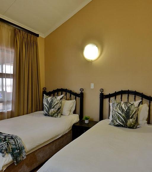 Monateng Safari Lodge Wallmannstal Esterno foto