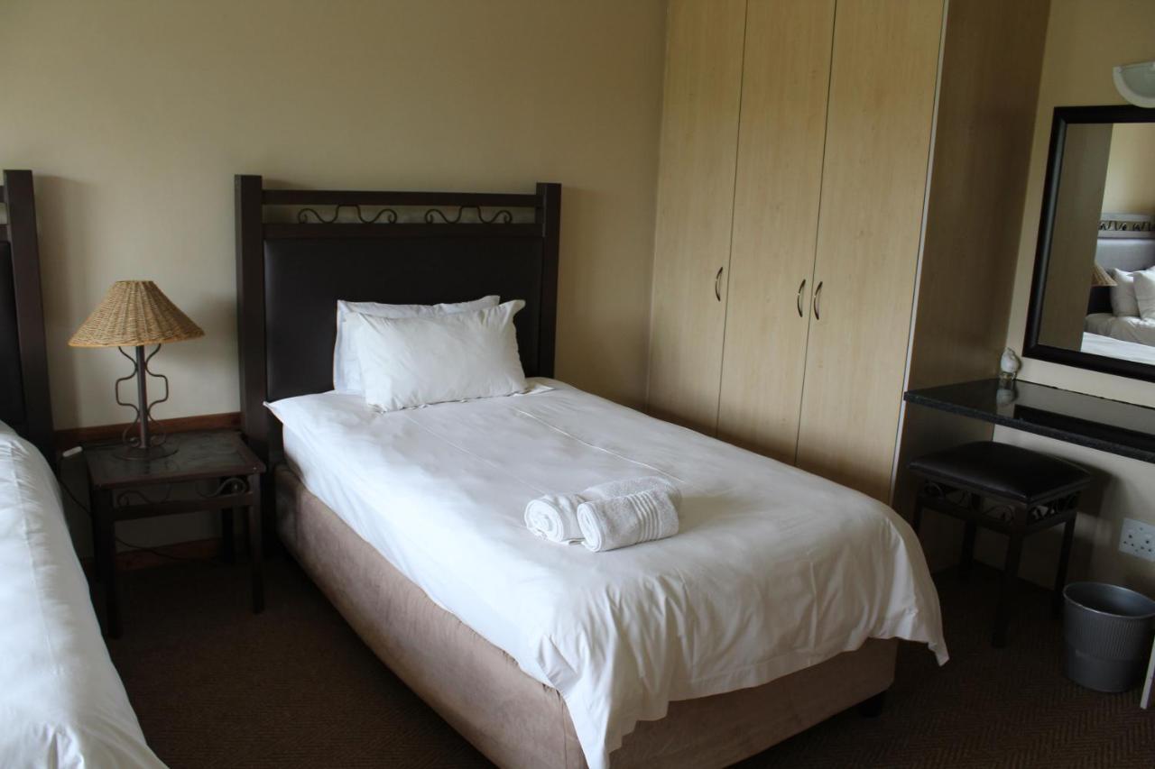 Monateng Safari Lodge Wallmannstal Esterno foto